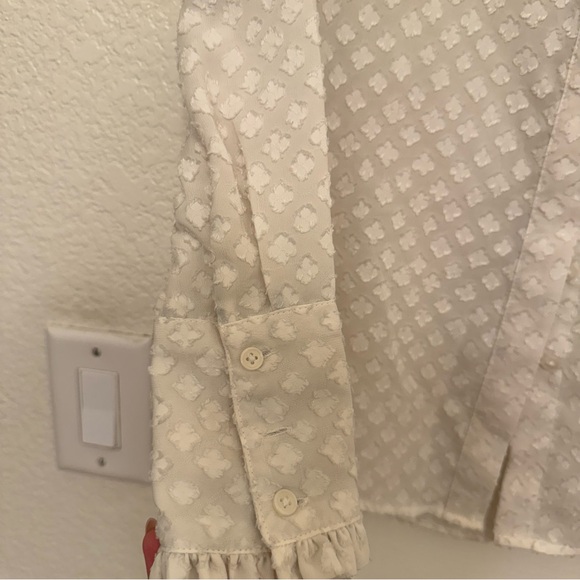 Banana Republic Cream Textured Blouse - Picture 3 of 5